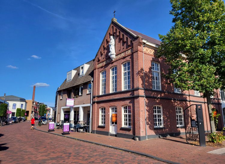Julianalaan 6 Maarheeze